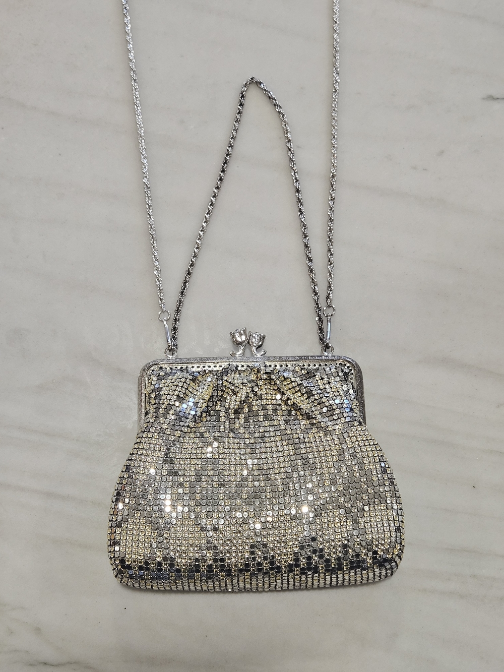 Antique Art Deco Silver Plated Mesh Evening Bag Ornate Two-Rose Kiss Lock Clasp